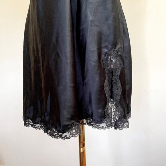 Victorias Secret Satin Slip Dress M Lace Trim Dark Romantic Whimsigoth Intimate - Picture 3 of 13